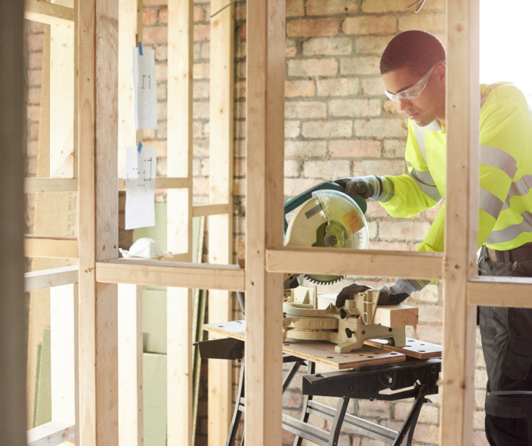 نجار موبيليا